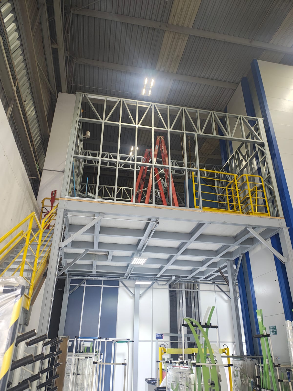 Estrutura metálica em Bocatu